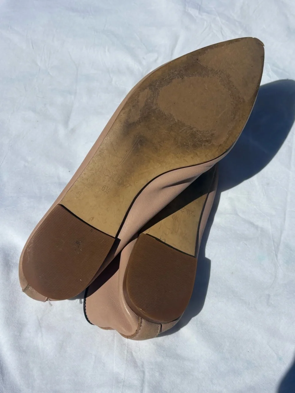 J. Crew Women's Nude Blush Pointed Leather Loafers with Black Trim - Picture 4 of 6